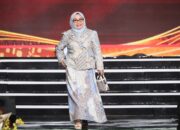 Wiwiek Hargono Ketua Dekranasda Kota Bekasi, Tampil Memukau di Kriyanusa 2026