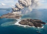 Daratan Baru Seluas 30,3 Hektare Muncul di Dekat Anak Krakatau, Benarkah Cikal Bakal Gunung Baru?